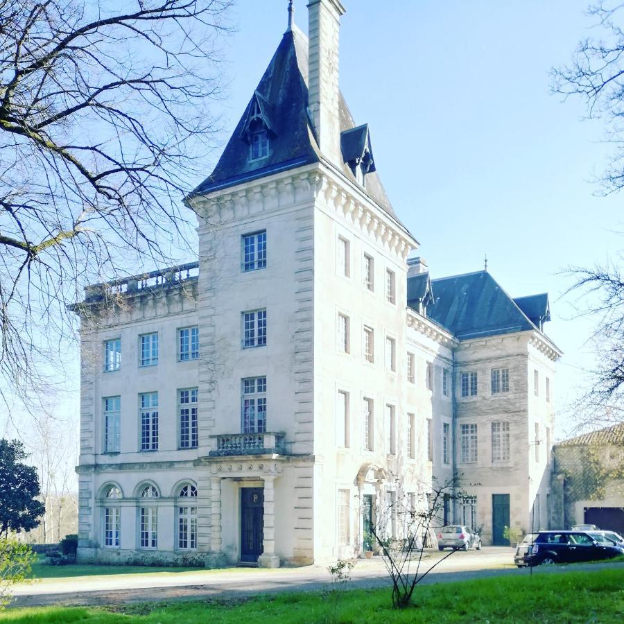 Chateau De Chasseneuil Sur Bonnieure Bagian luar foto